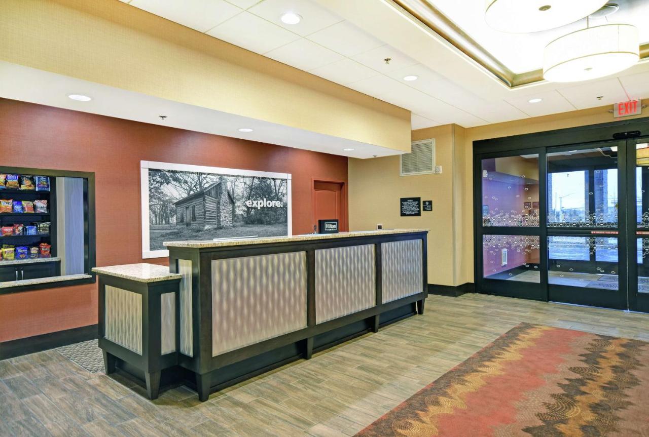 Hampton Inn & Suites Milwaukee/Franklin Franklin  Exterior foto